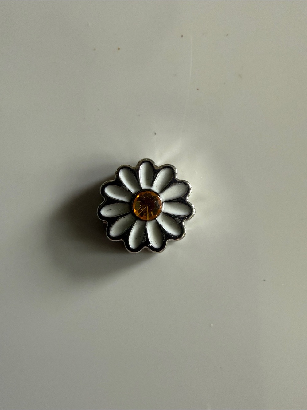 Origami Owl Daisy Charm